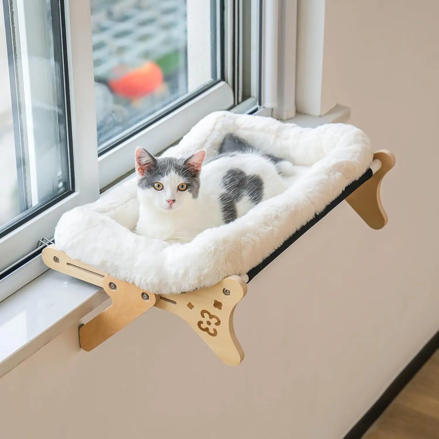 Cat Window Perch Hammock Seat Adjustable Up to 40 Pounds Multicolor