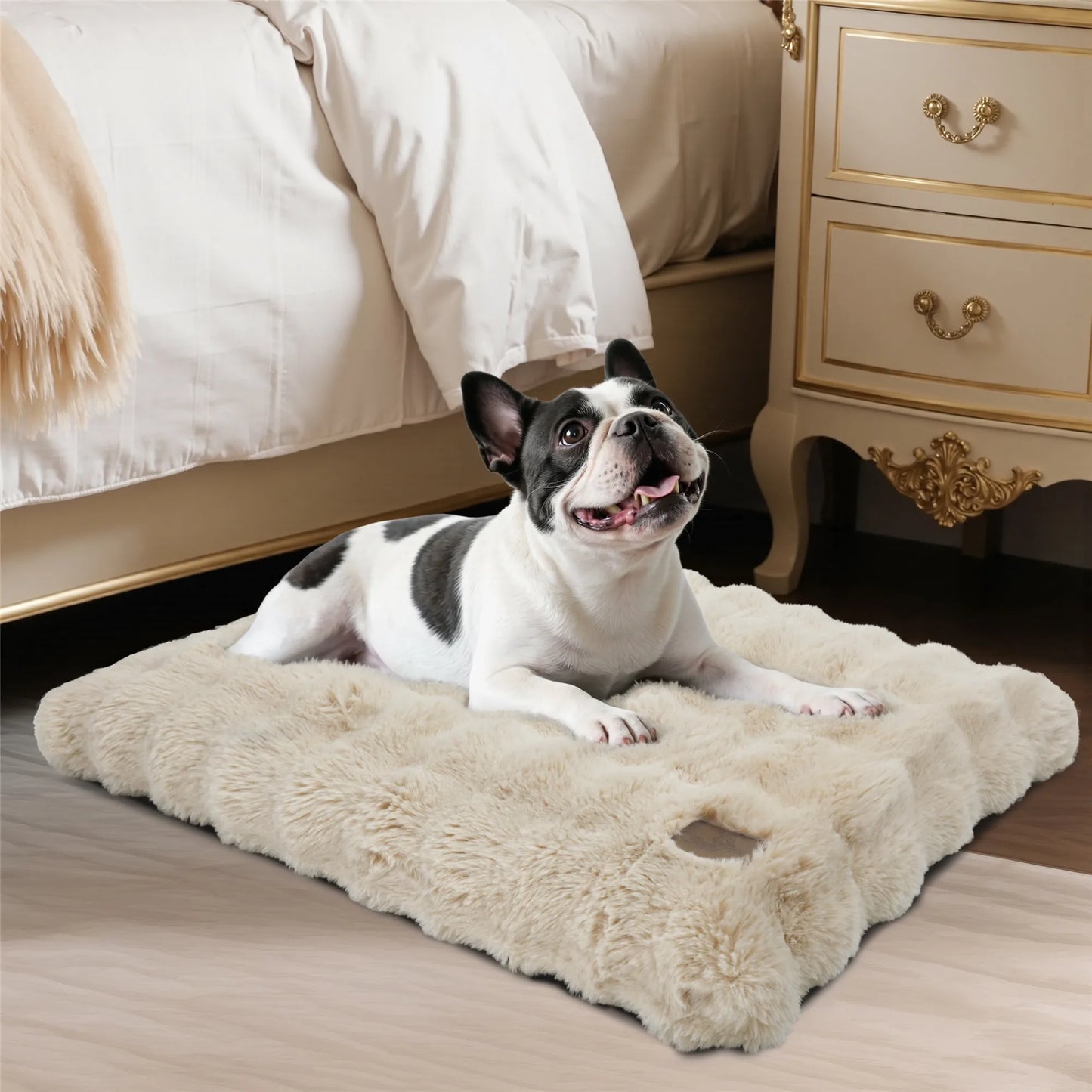 Fluffy Dog Crate Bed for Extra Large Dogs, Plush Faux Fur Crate Pad, Calming Anti Anxiety Dog Bed, Washable Soft Warm Crate